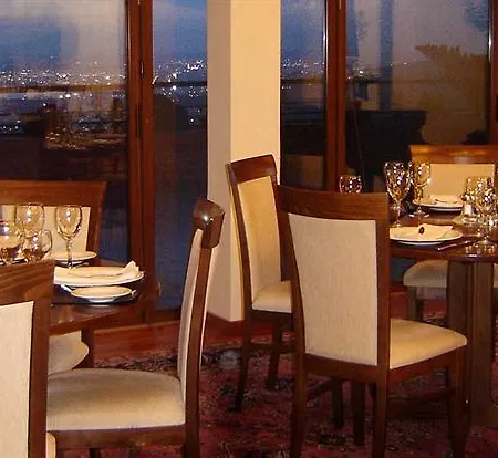 Hotel Nepheli 4*